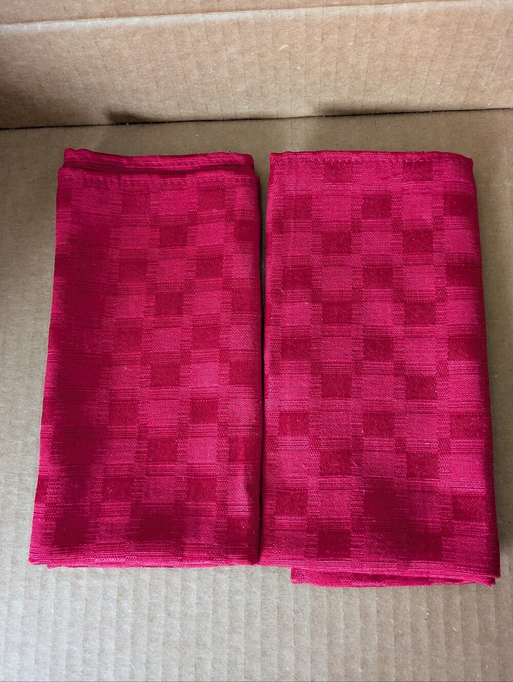 Napkins Cloth Red Check Jacquard Dinner Napkins Home Accents 17 x 17 Bundle 2